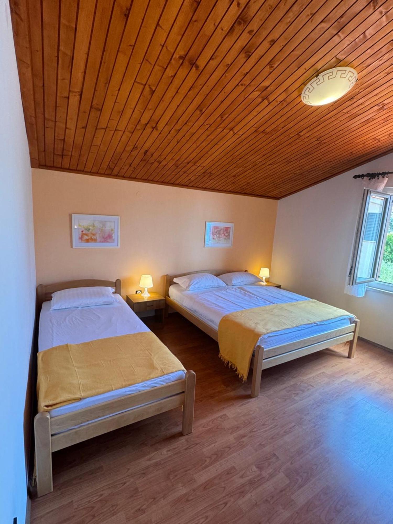 Apartments Creska 629 Рабац Екстериор снимка